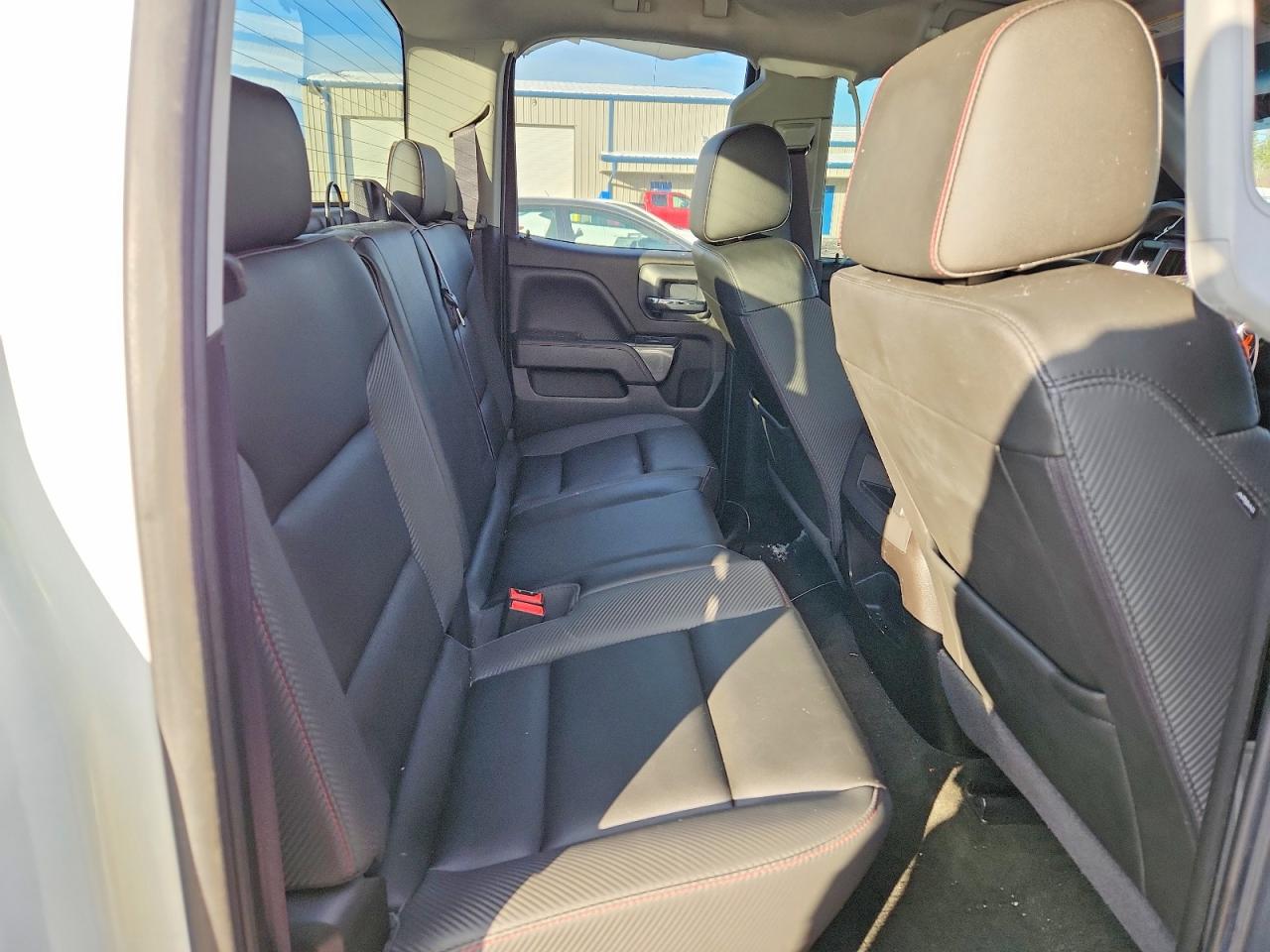 2017 GMC SIERRA K1500 SLT photo 19