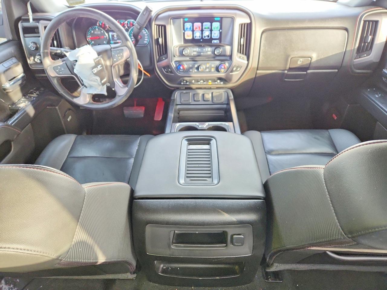 2017 GMC SIERRA K1500 SLT photo 15