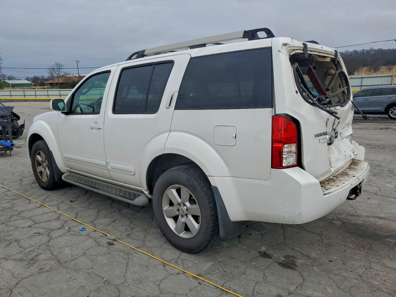 2011 NISSAN PATHFINDER S photo 2