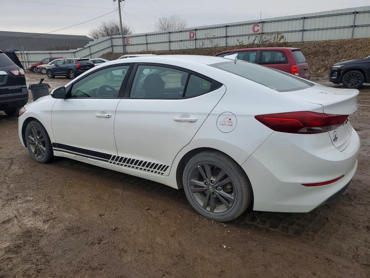 2018 HYUNDAI ELANTRA SEL photo 2