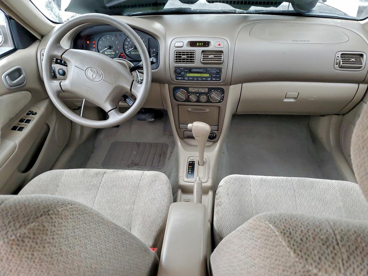 2001 TOYOTA COROLLA CE photo 8