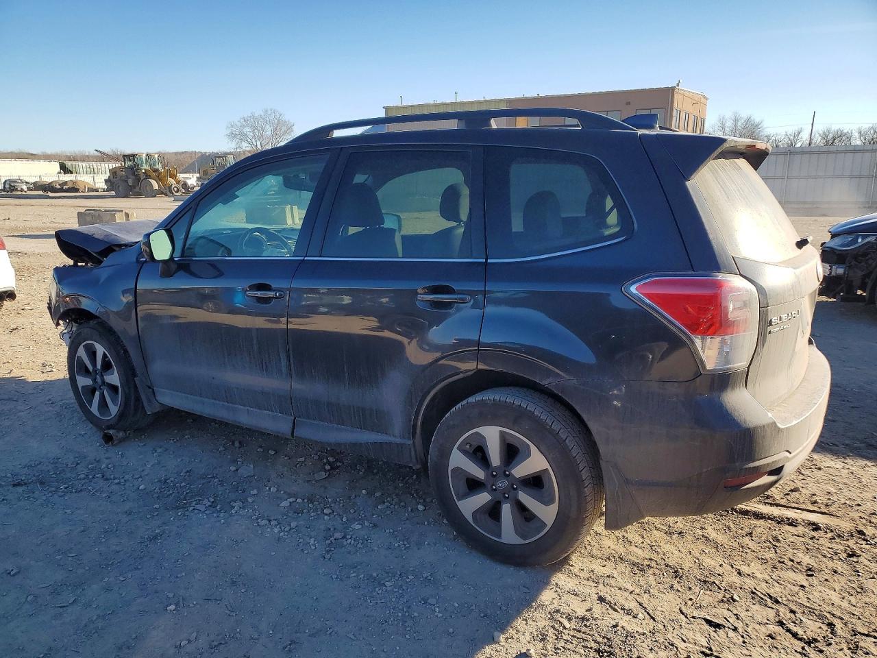 2018 SUBARU FORESTER 2.5I LIMITED photo 2
