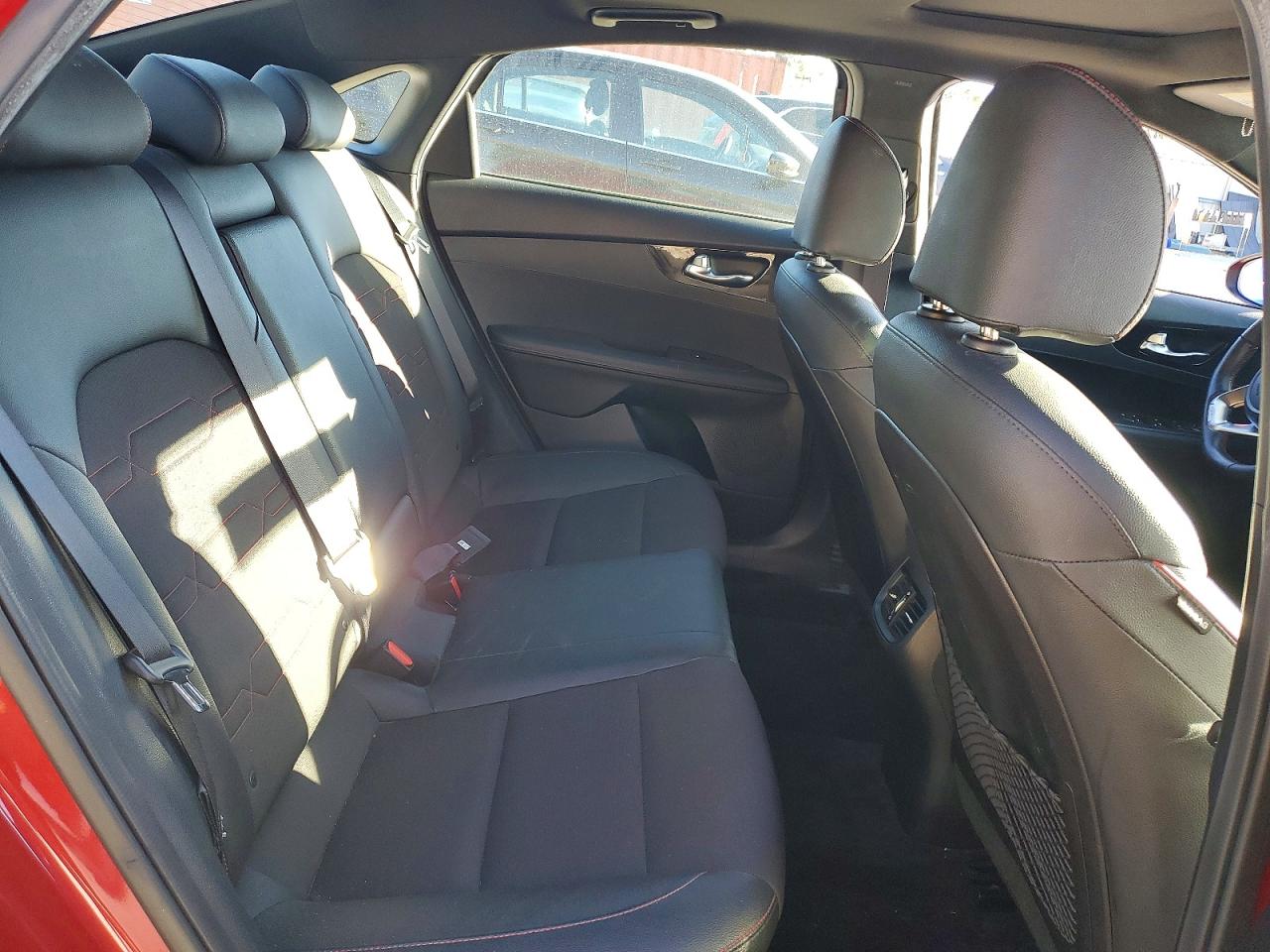 2021 KIA FORTE GT photo 10