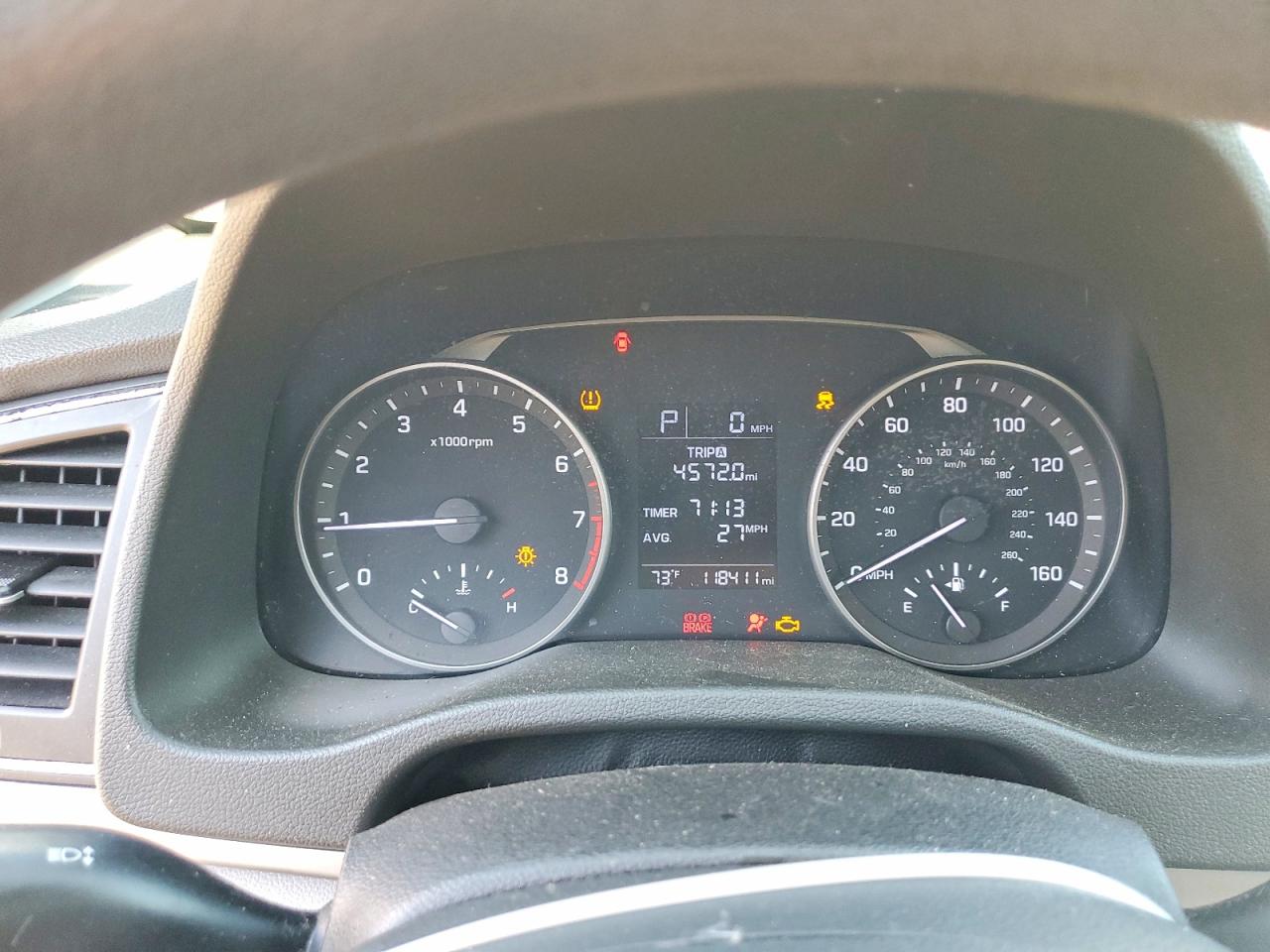 2017 HYUNDAI ELANTRA SE photo 9