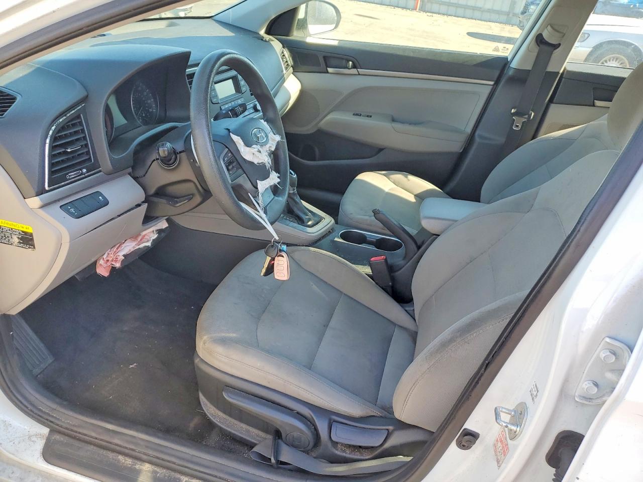 2017 HYUNDAI ELANTRA SE photo 7