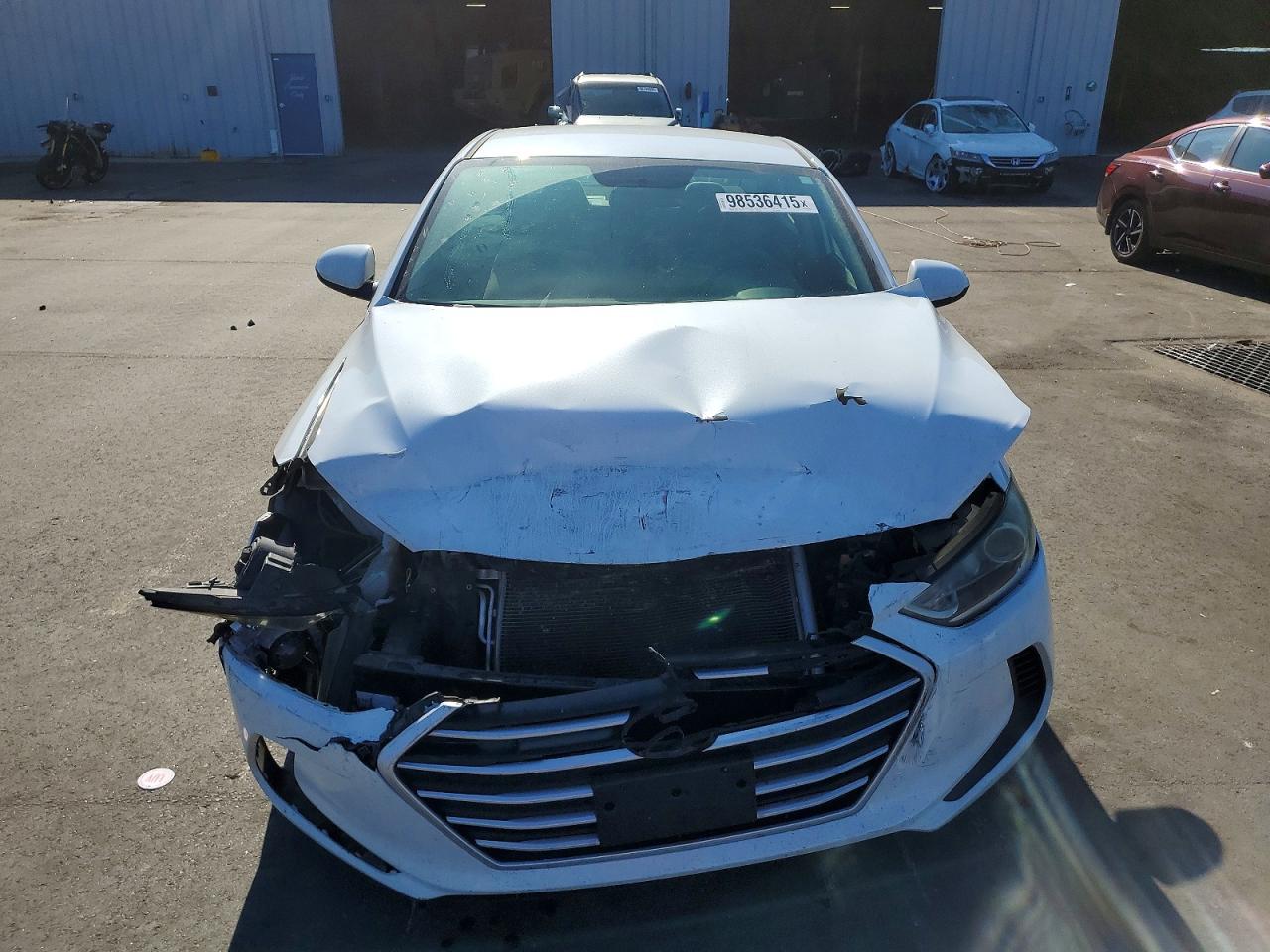 2017 HYUNDAI ELANTRA SE photo 5