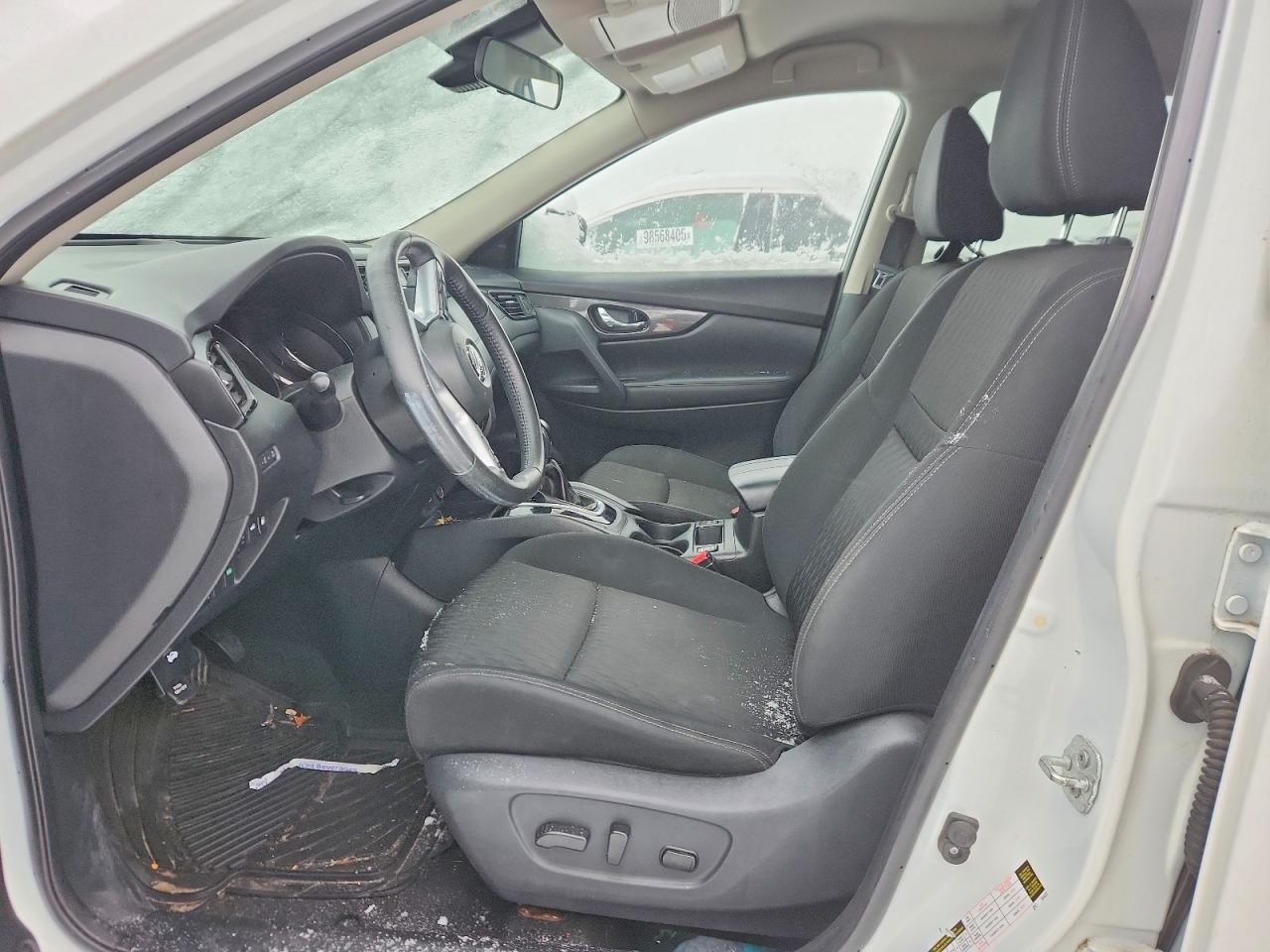 2019 NISSAN ROGUE S photo 7