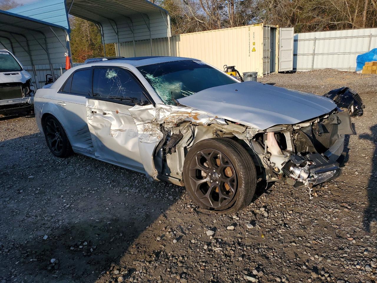 2019 CHRYSLER 300 S photo 4