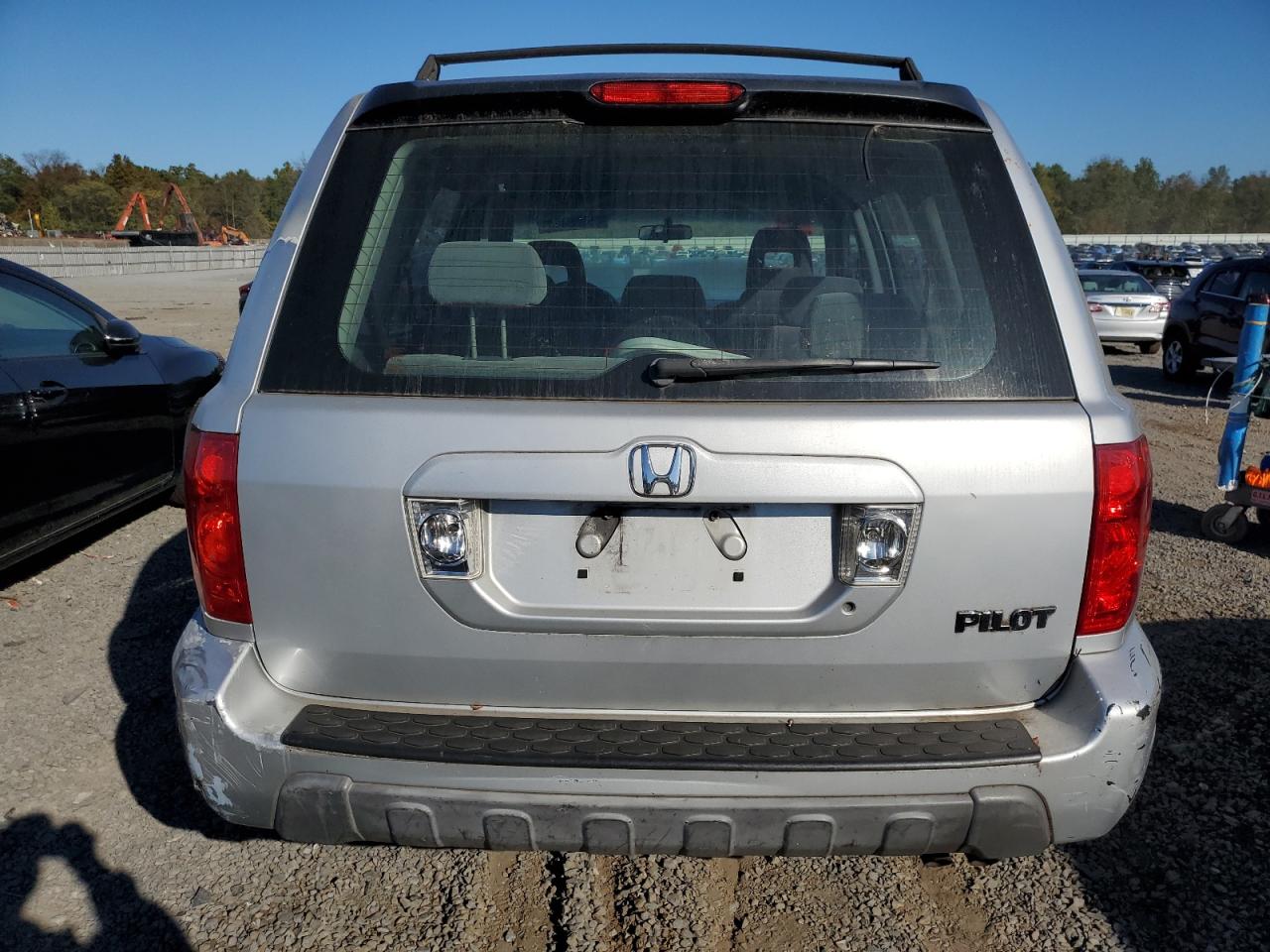 2003 HONDA PILOT LX photo 6