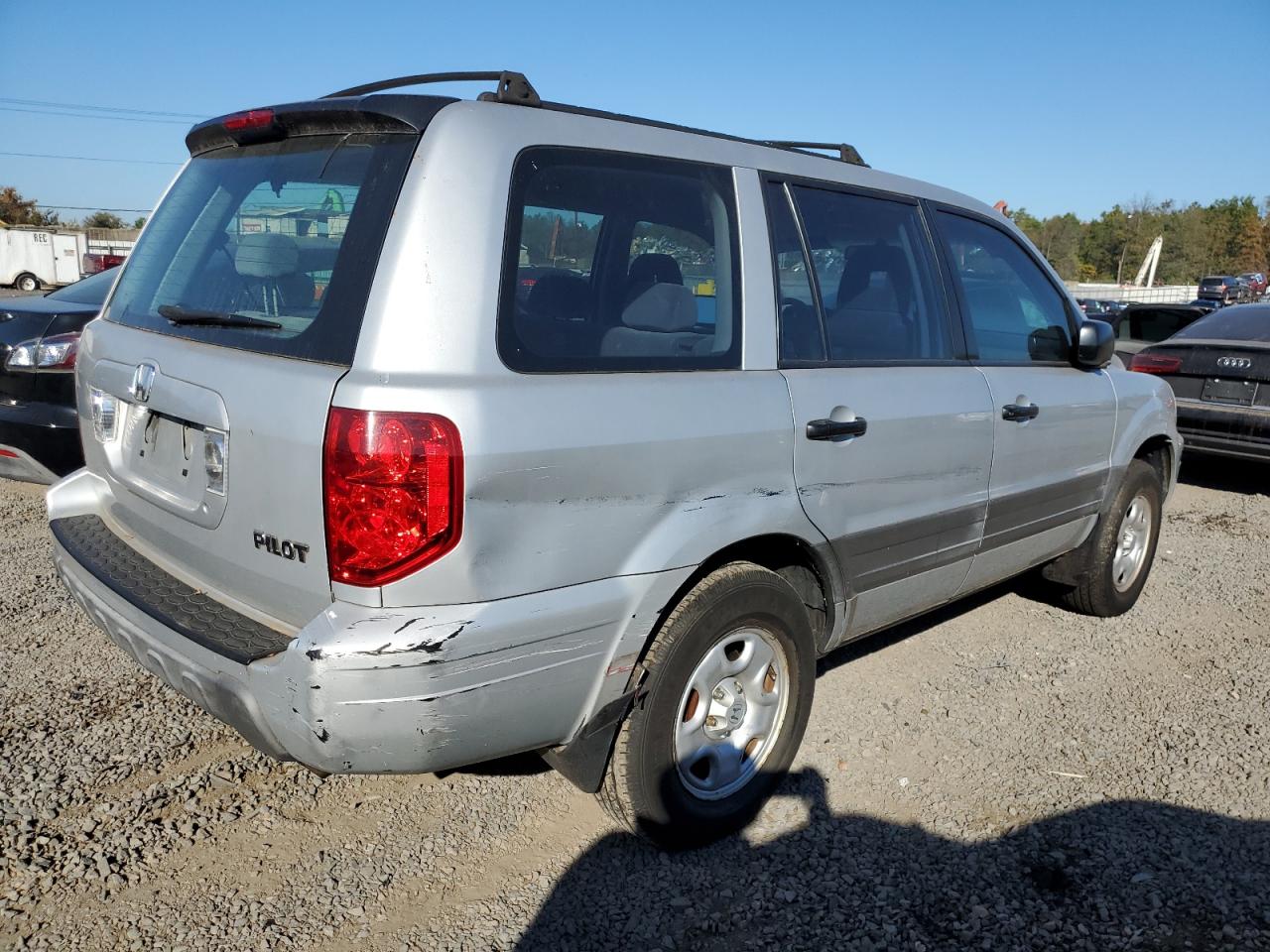 2003 HONDA PILOT LX photo 3
