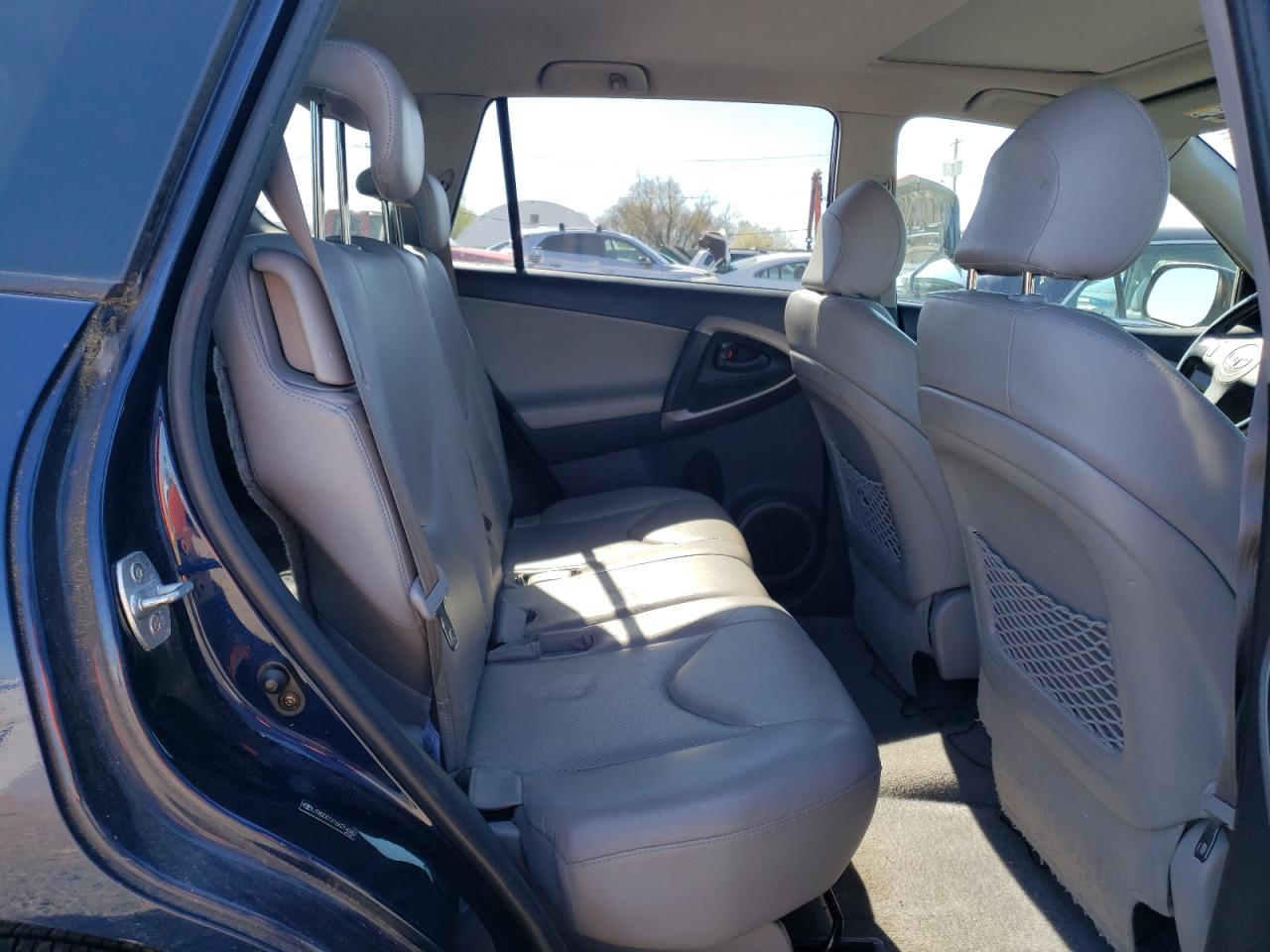 2006 TOYOTA RAV4 photo 11