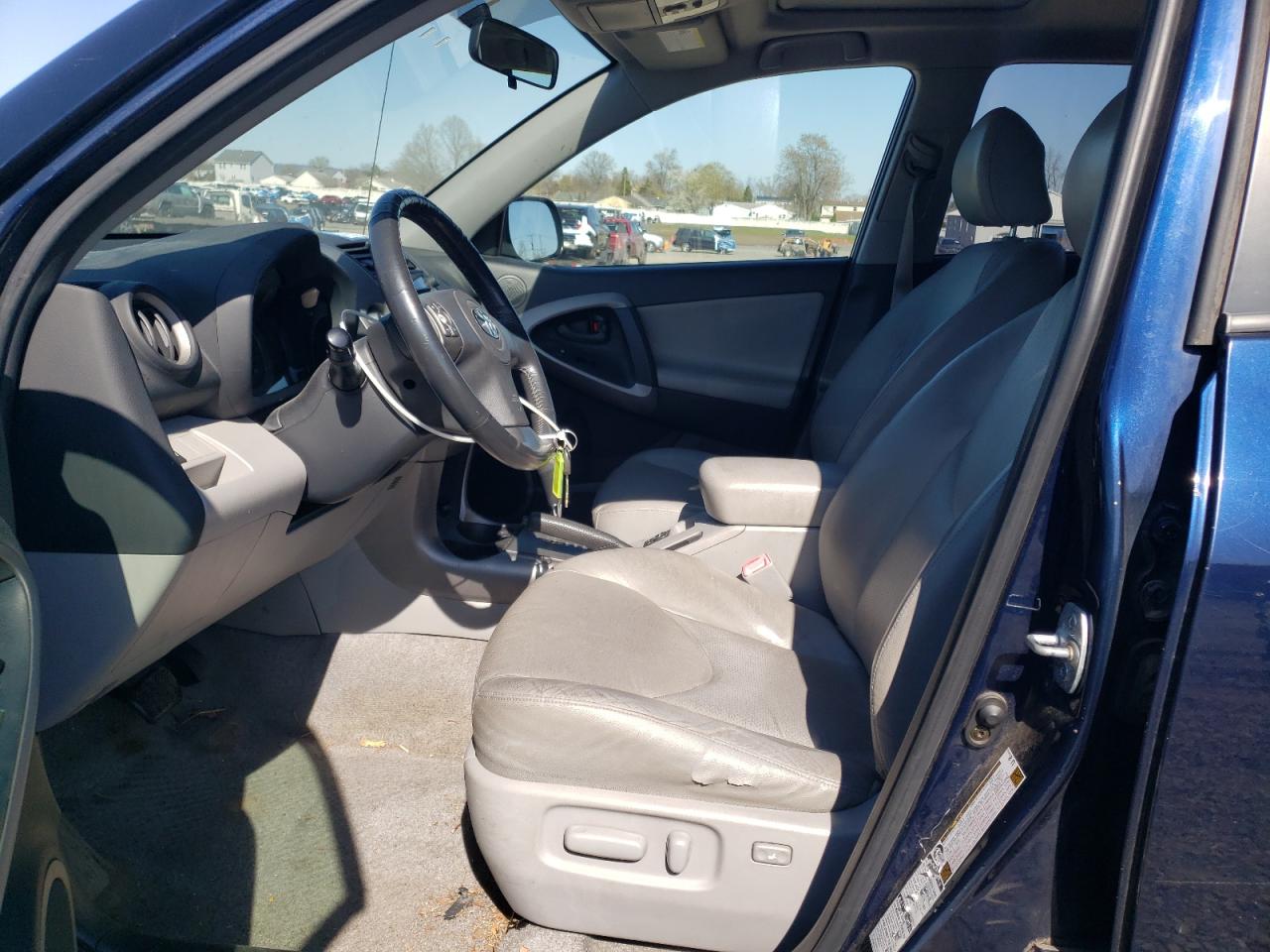 2006 TOYOTA RAV4 photo 7