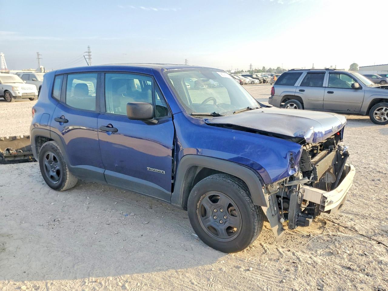 2017 JEEP RENEGADE SPORT photo 4