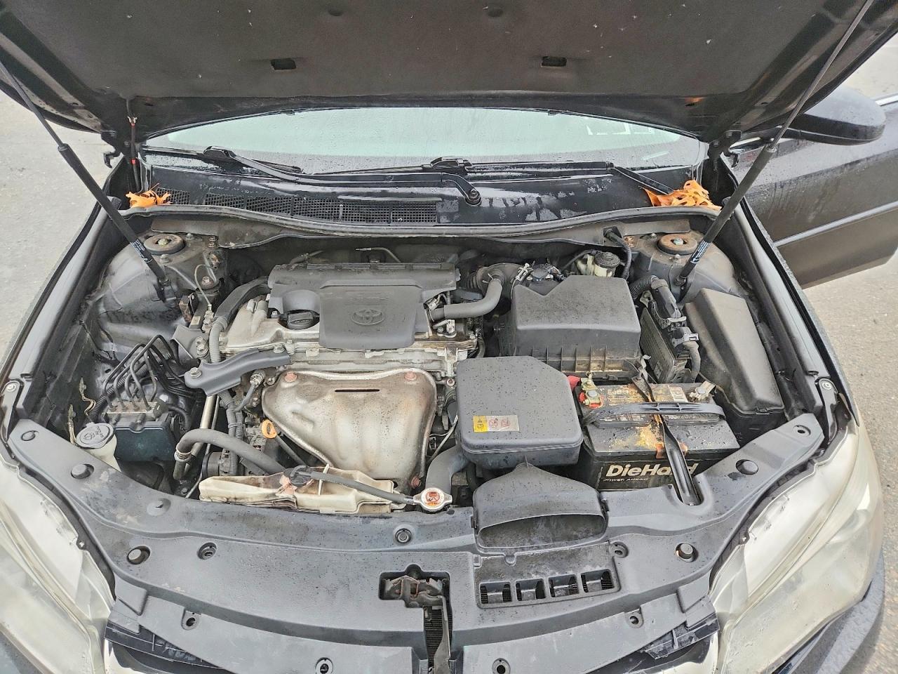 2017 TOYOTA CAMRY LE photo 31