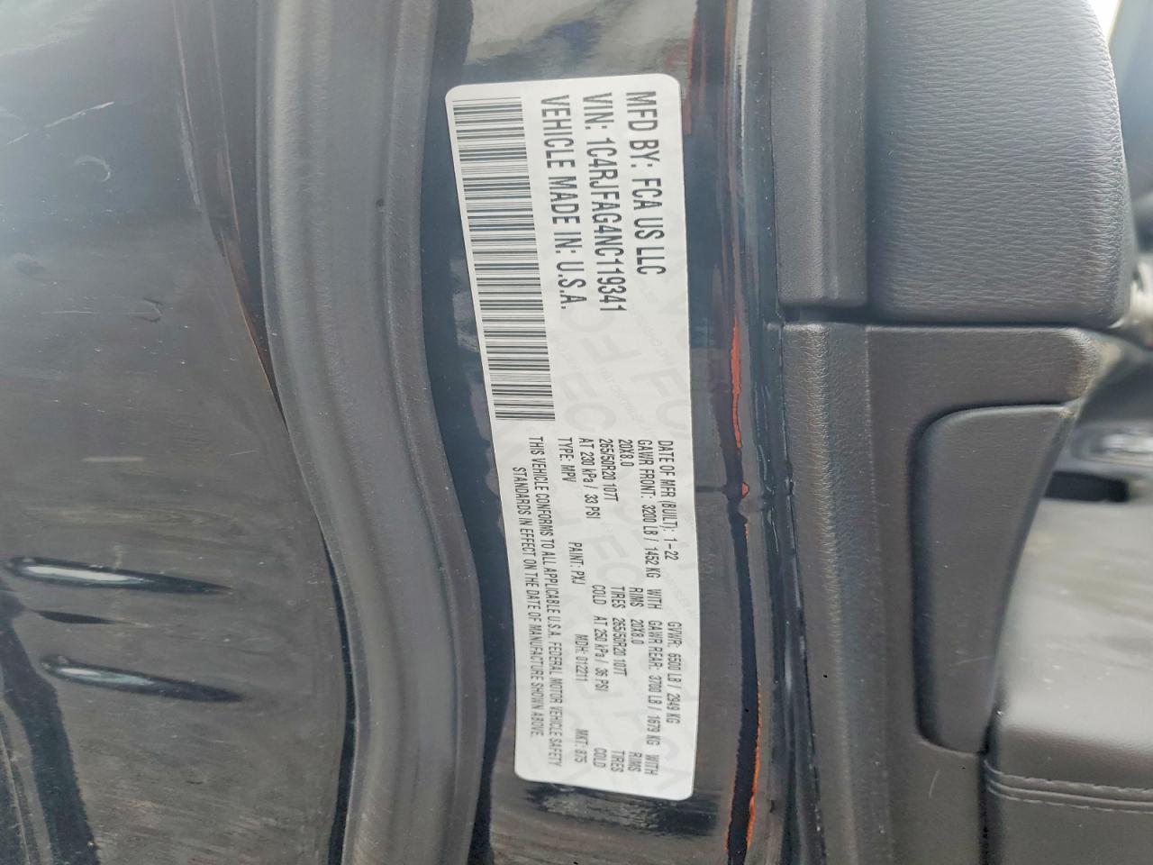 2022 JEEP GRAND CHEROKEE photo 25