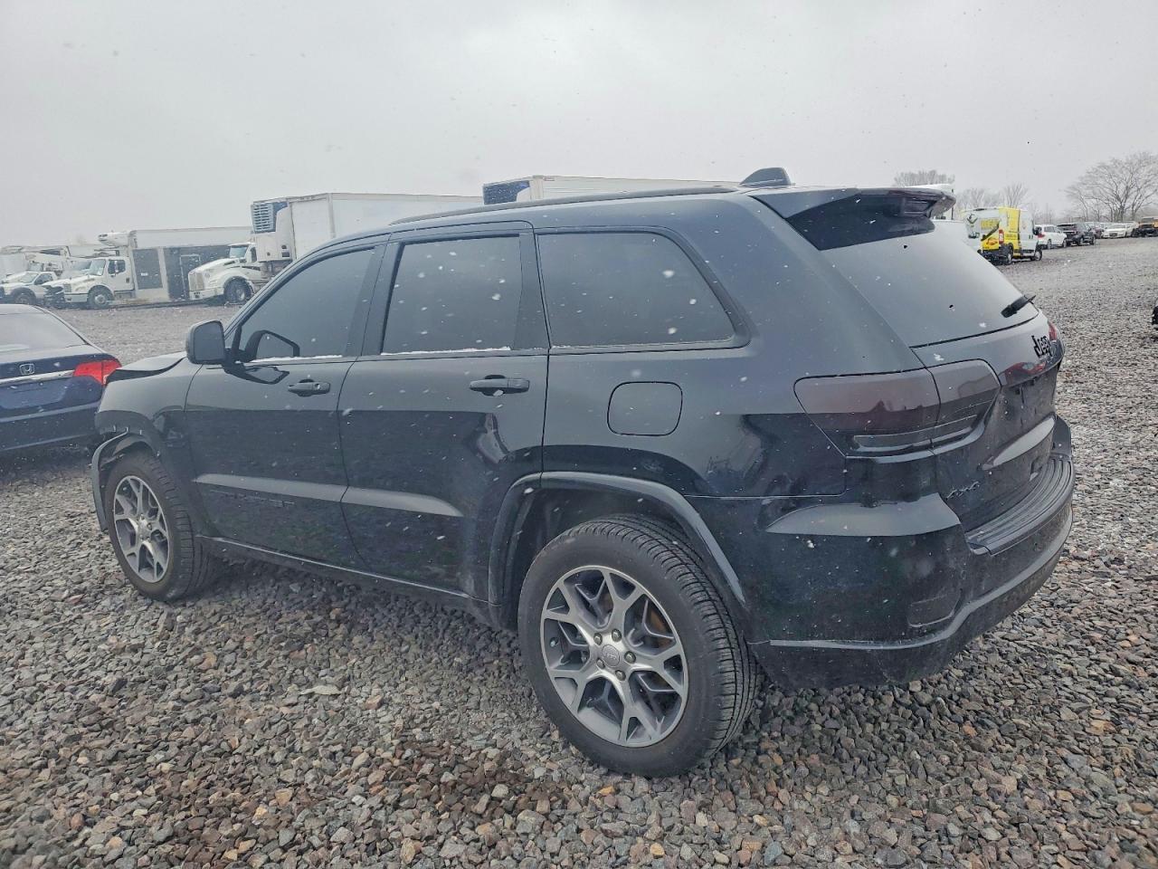 2022 JEEP GRAND CHEROKEE photo 3