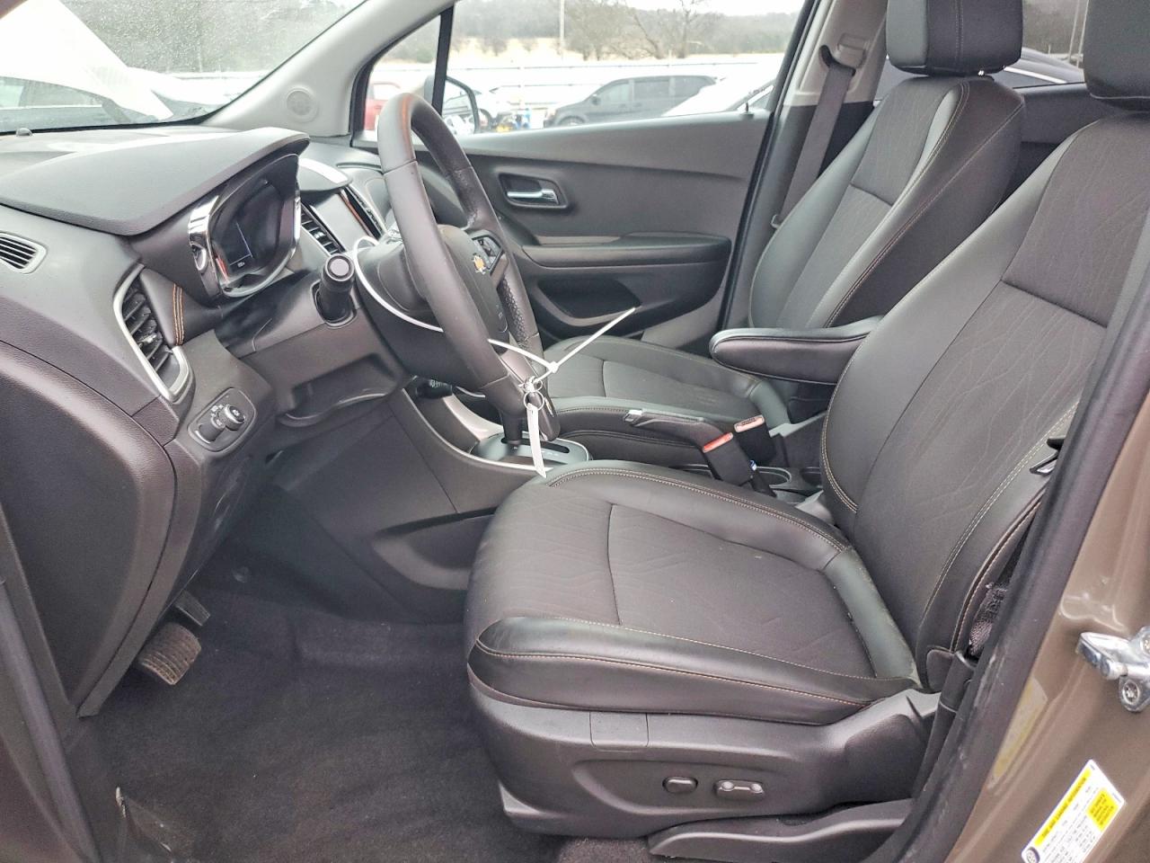 2022 CHEVROLET TRAX 1LT photo 7