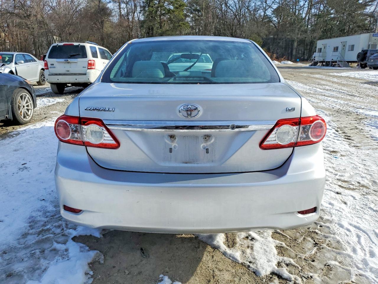 2013 TOYOTA COROLLA BASE photo 6