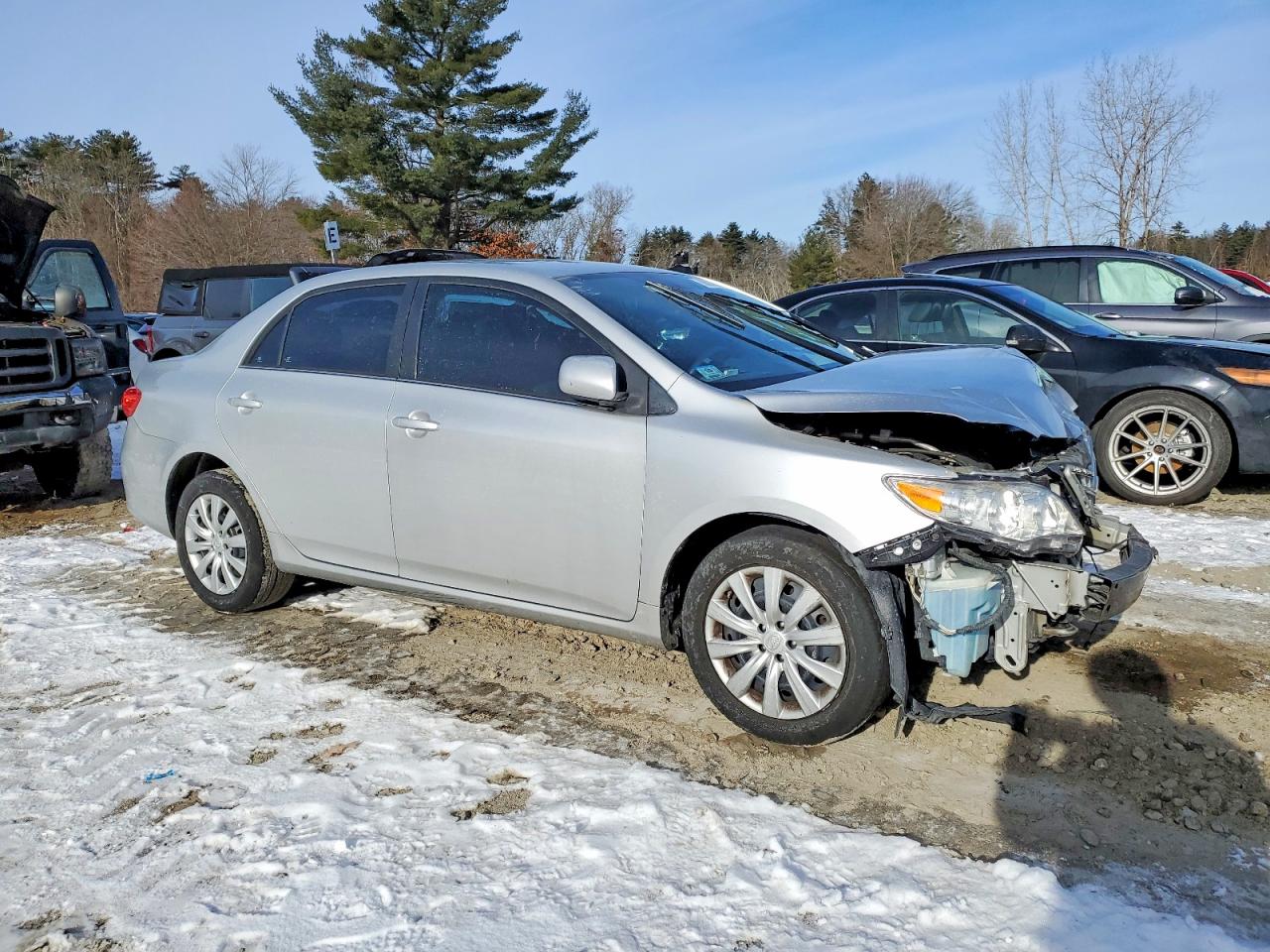 2013 TOYOTA COROLLA BASE photo 4