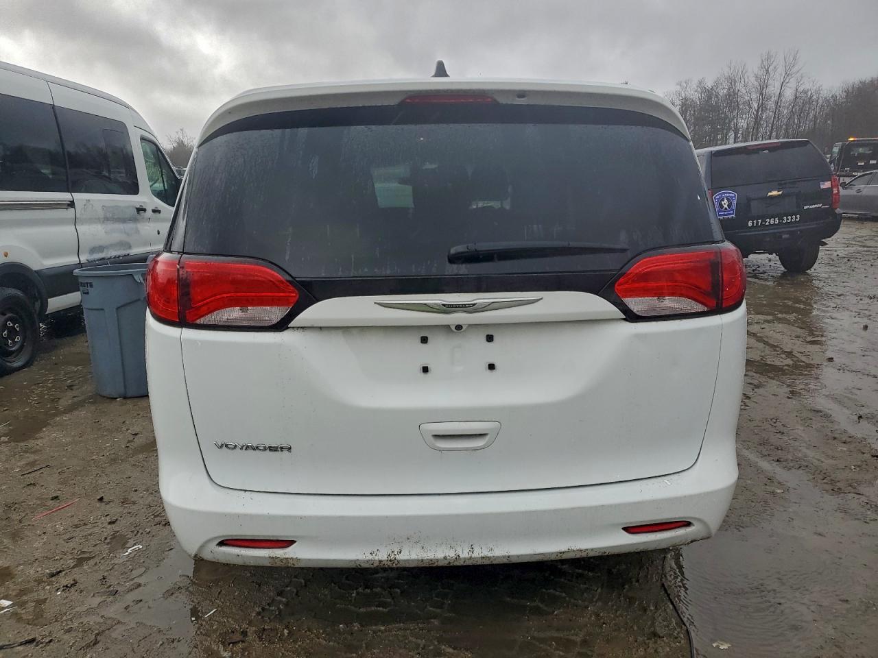 2021 CHRYSLER VOYAGER L photo 6