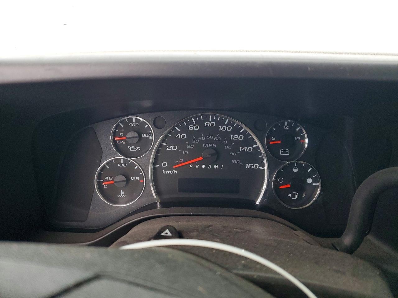 2023 GMC SAVANA G2500 photo 9