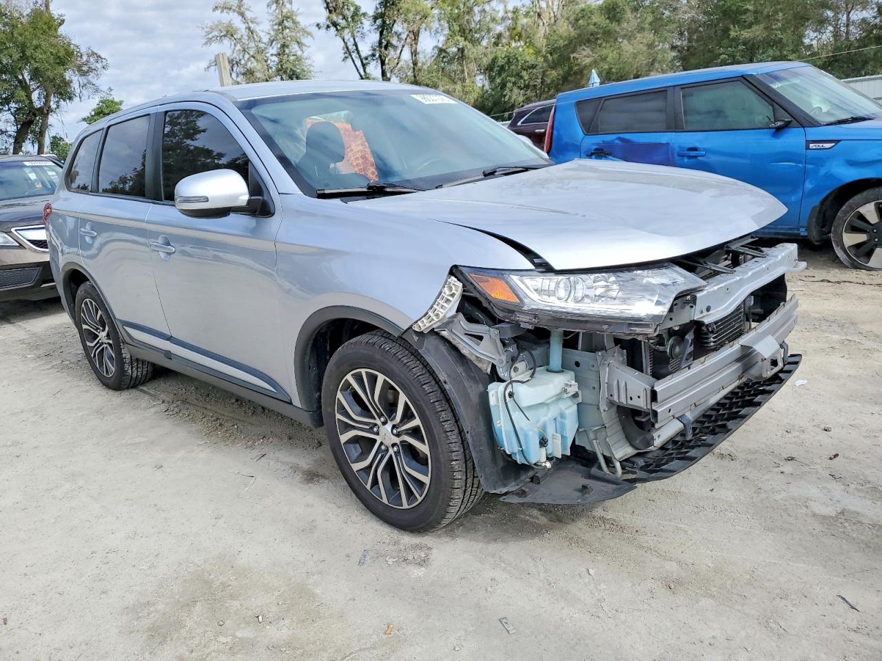 2016 MITSUBISHI OUTLANDER SE photo 4