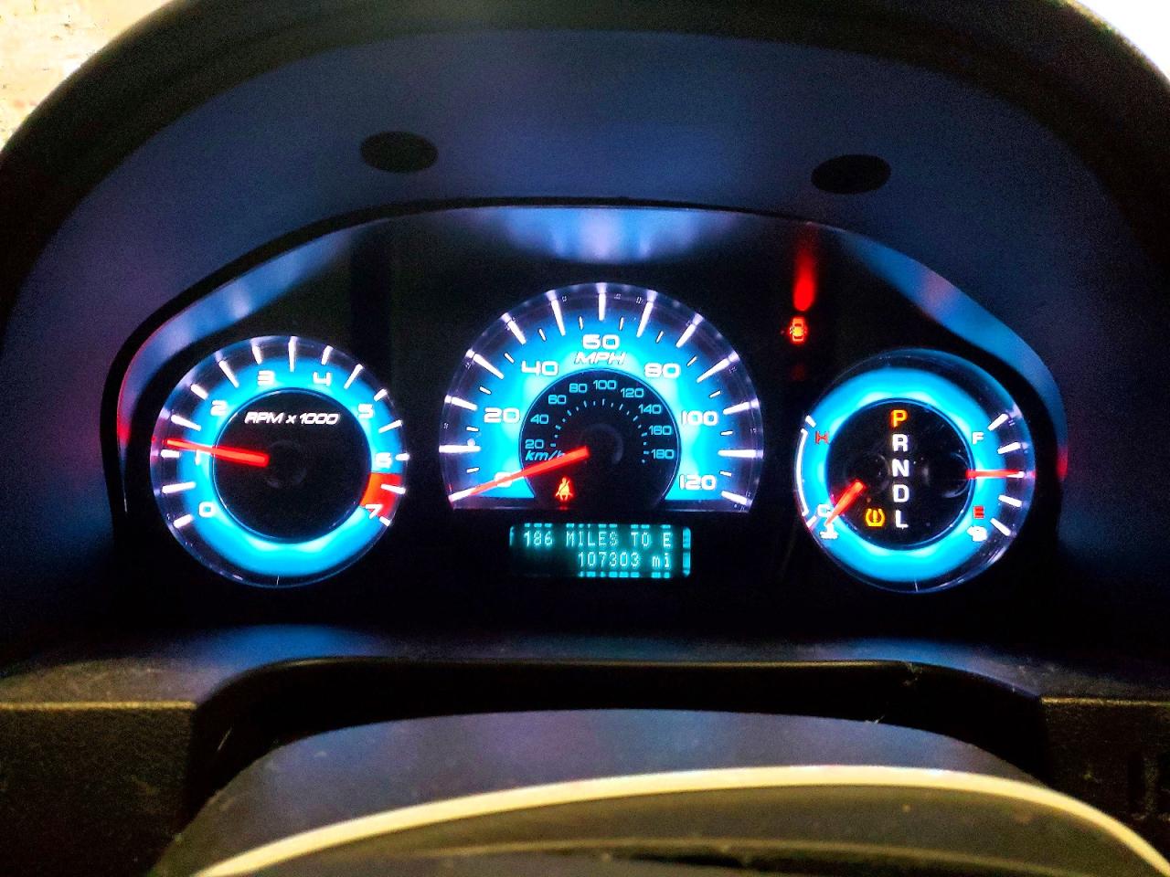 2010 FORD FUSION SEL photo 17