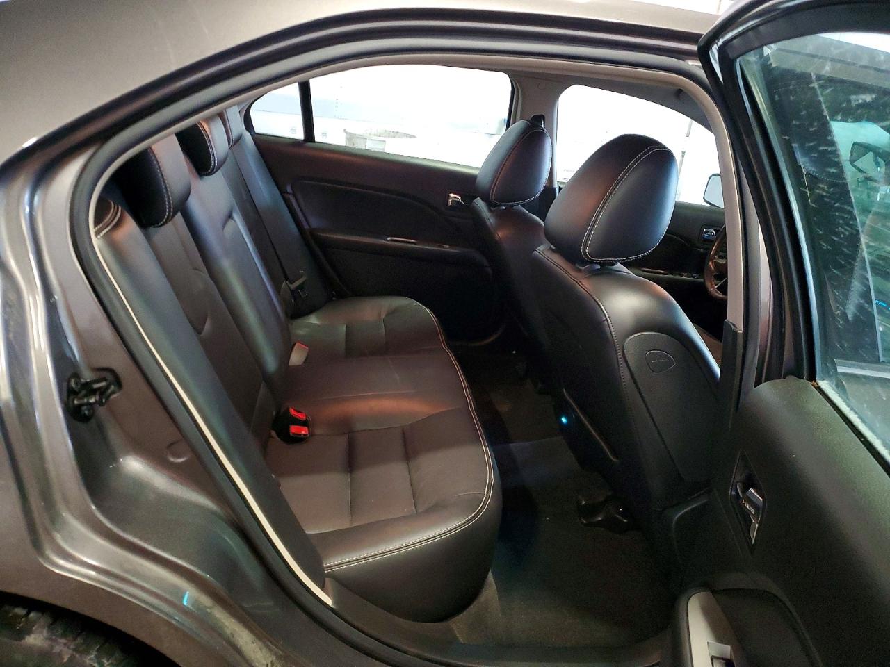 2010 FORD FUSION SEL photo 19