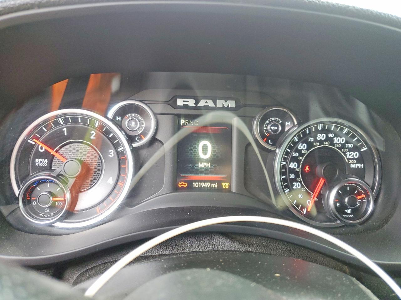 2021 RAM 3500 TRADESMAN photo 9