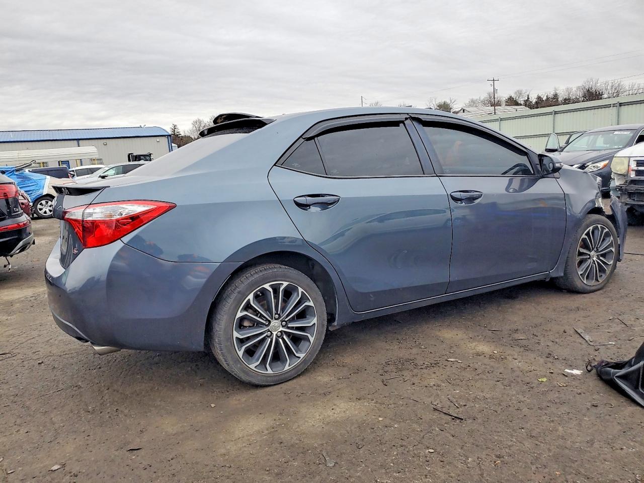 2016 TOYOTA COROLLA L photo 3