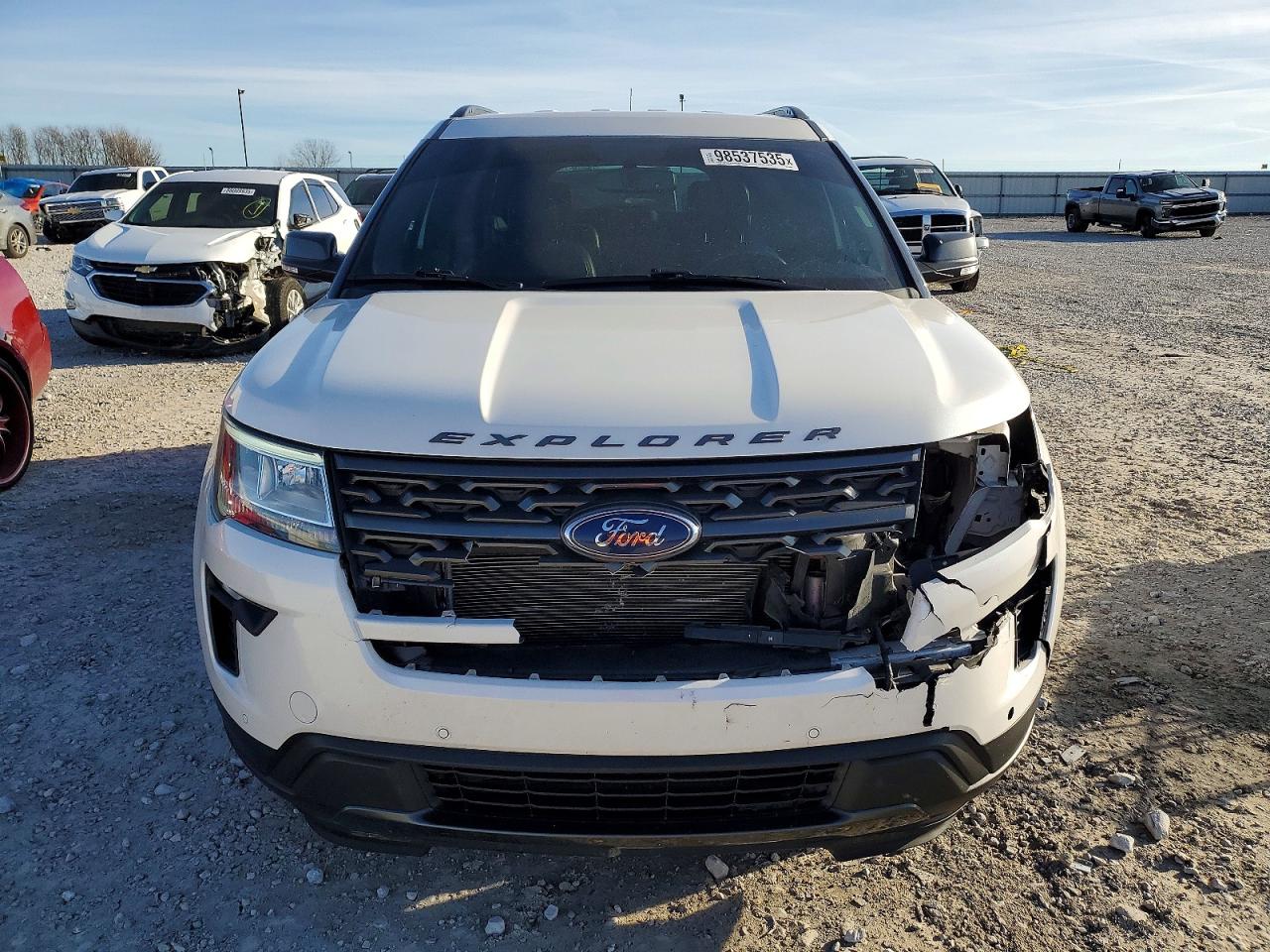 2018 FORD EXPLORER XLT photo 13