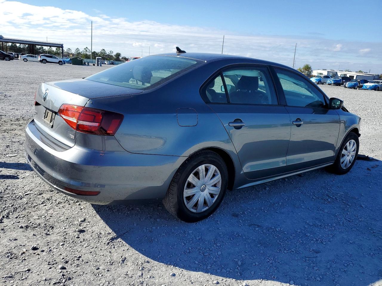 2016 VOLKSWAGEN JETTA S photo 3