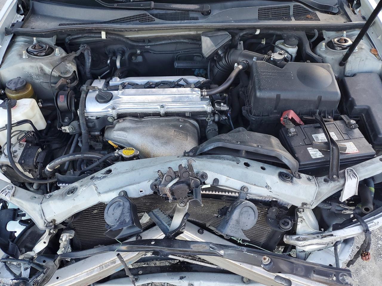 2002 TOYOTA CAMRY LE photo 21