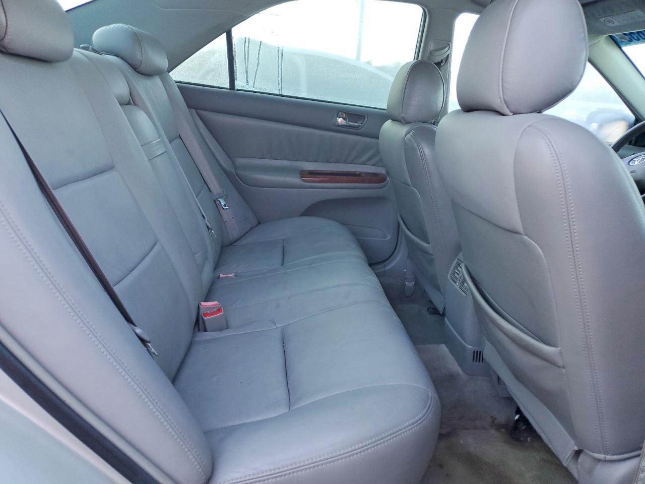 2002 TOYOTA CAMRY LE photo 19