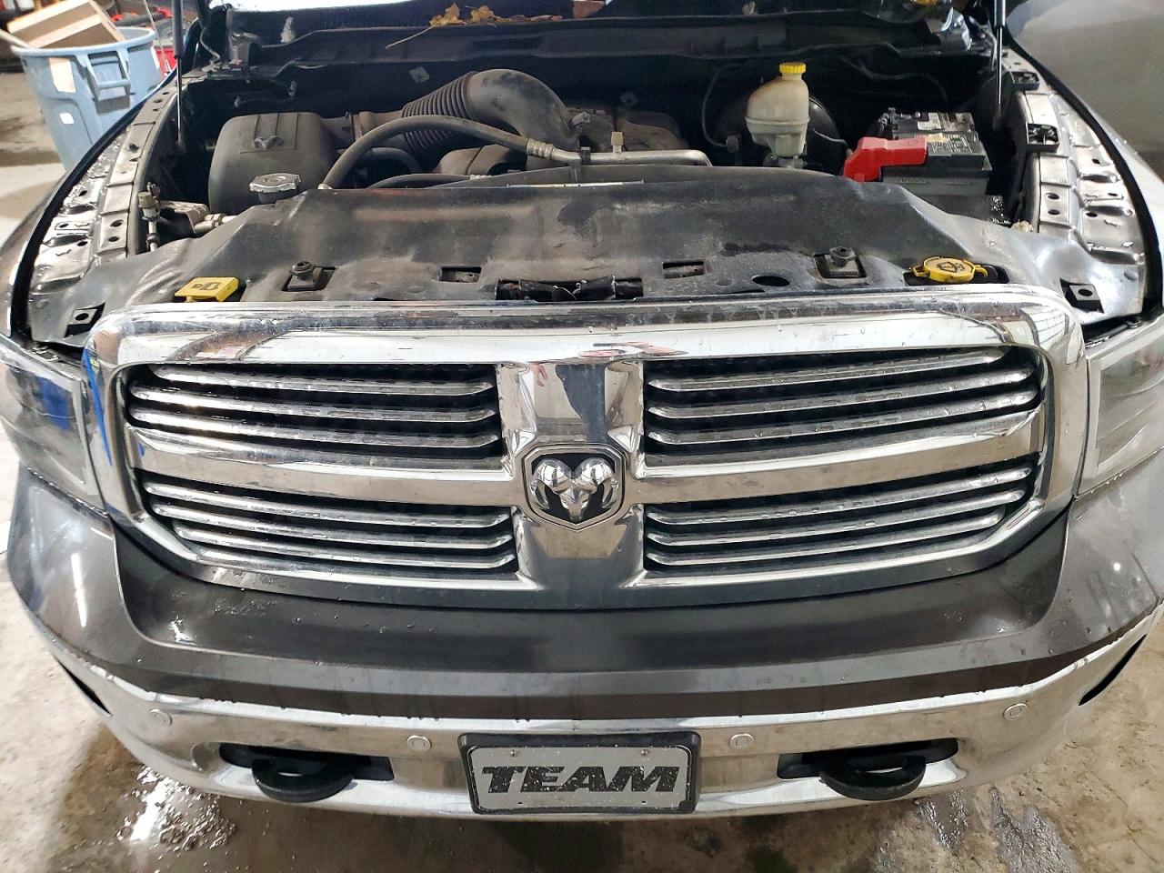 2016 RAM 1500 SLT photo 11