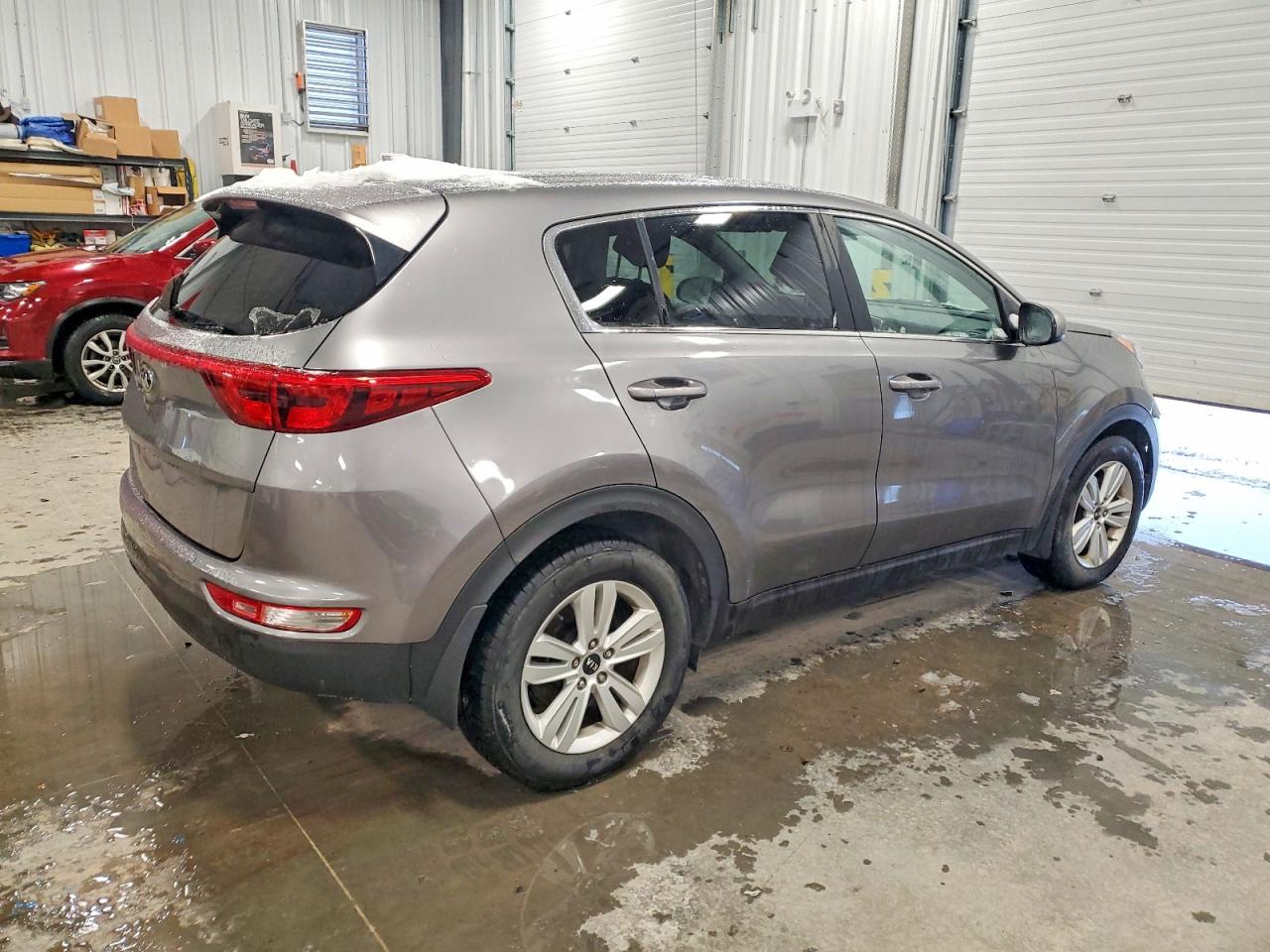 2017 KIA SPORTAGE LX photo 3