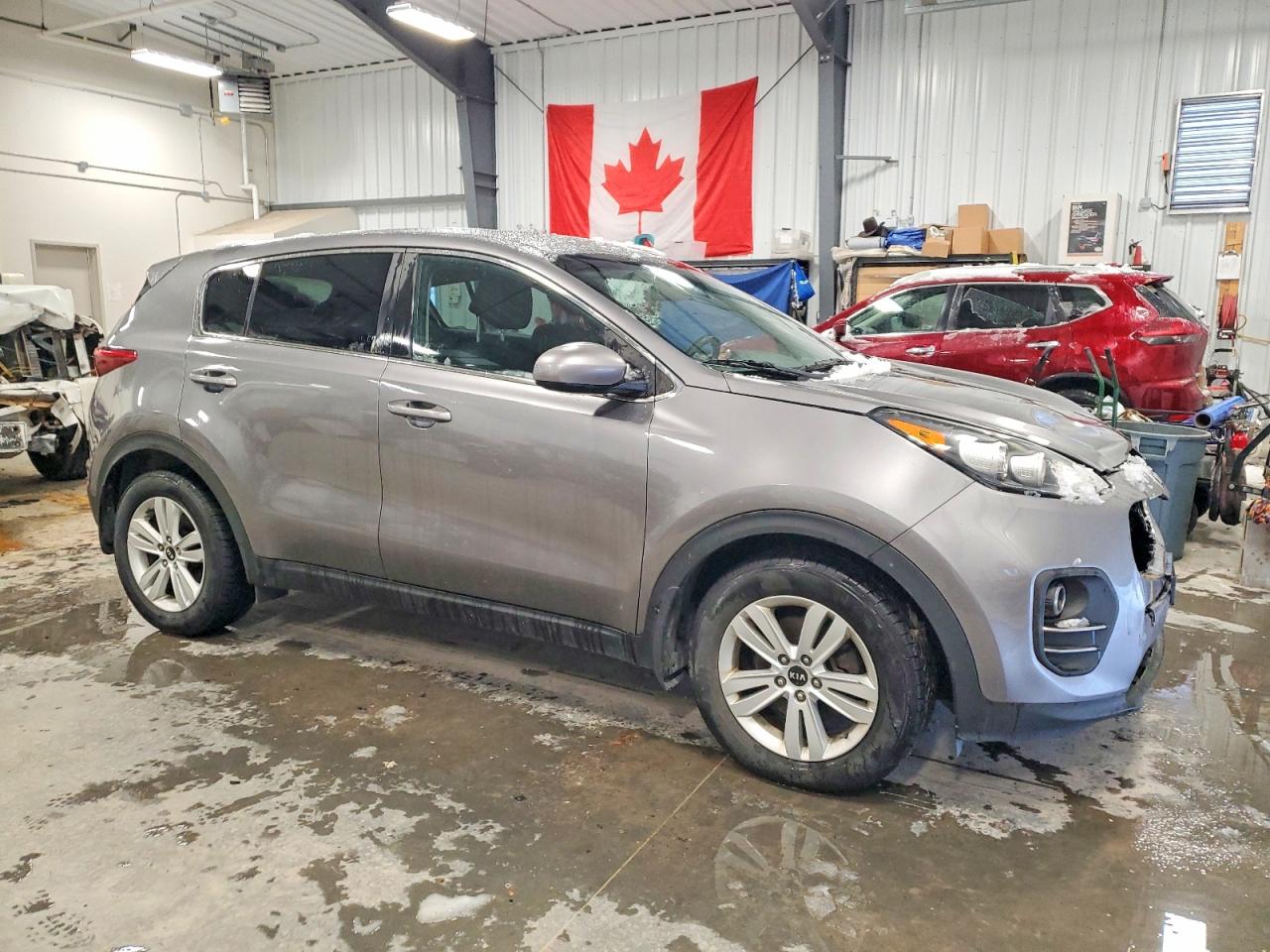 2017 KIA SPORTAGE LX photo 4