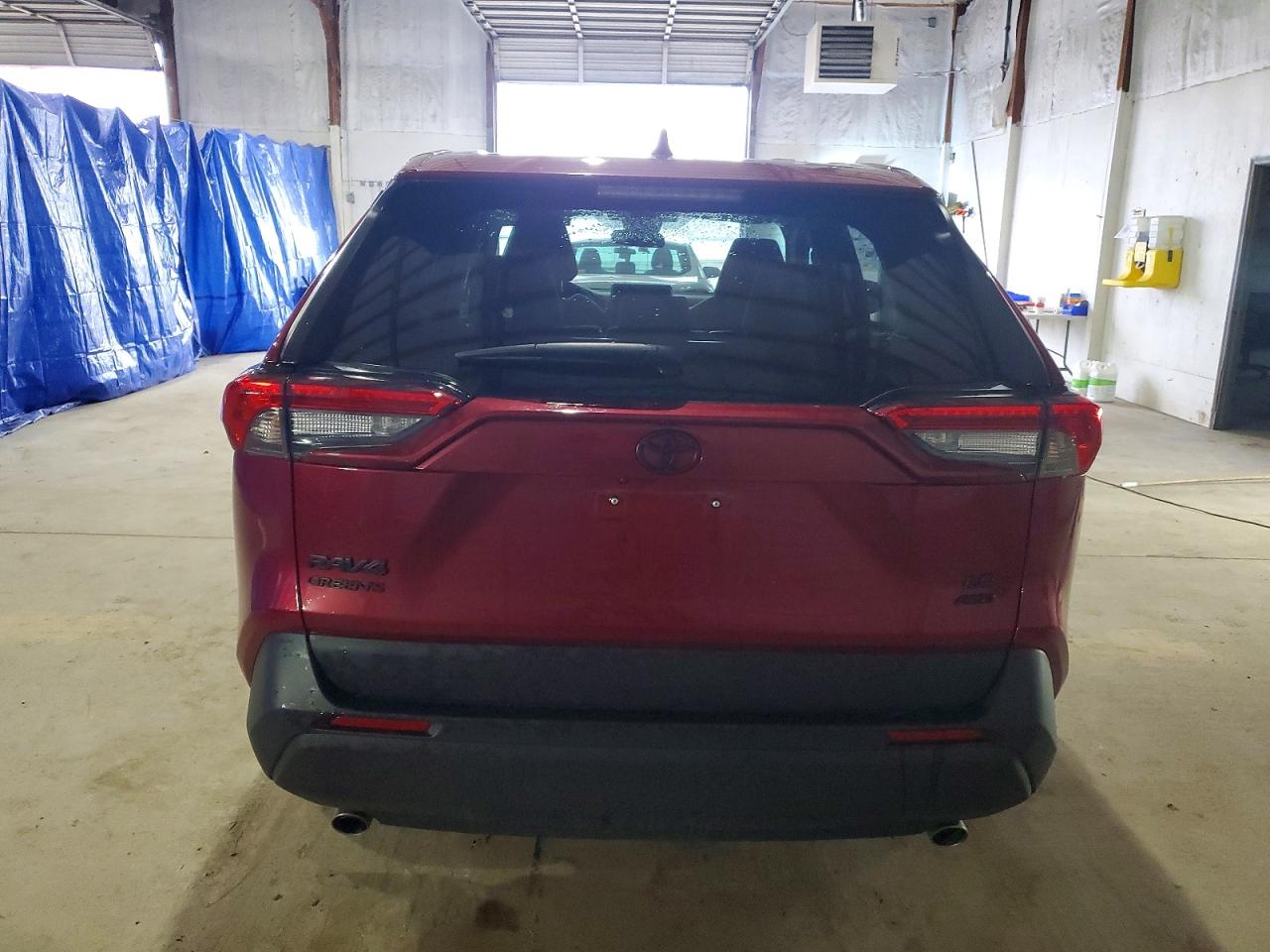 2025 TOYOTA RAV4 LE photo 6