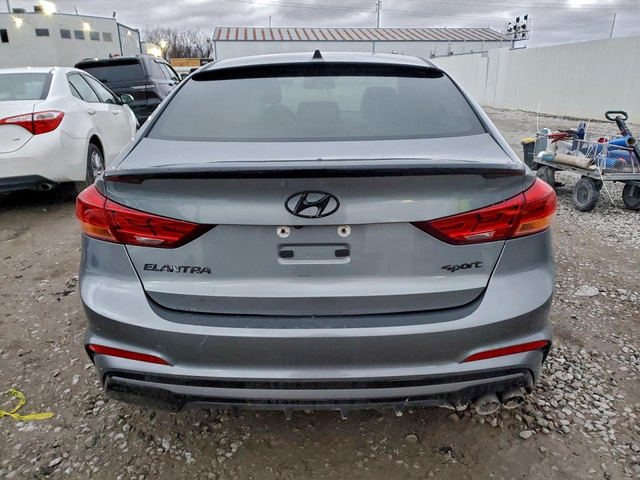 2018 HYUNDAI ELANTRA SPORT photo 11