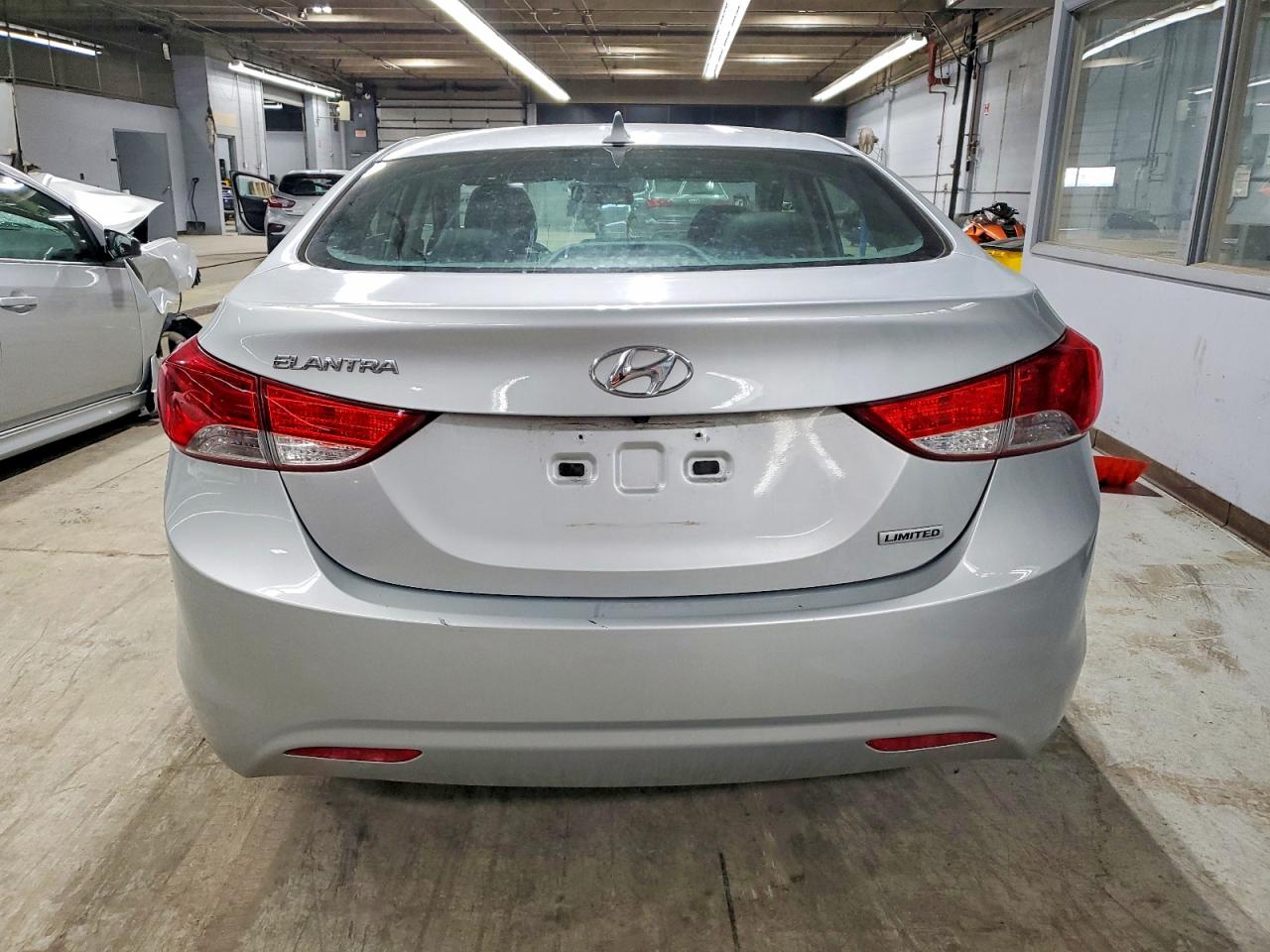 2013 HYUNDAI ELANTRA GLS photo 11