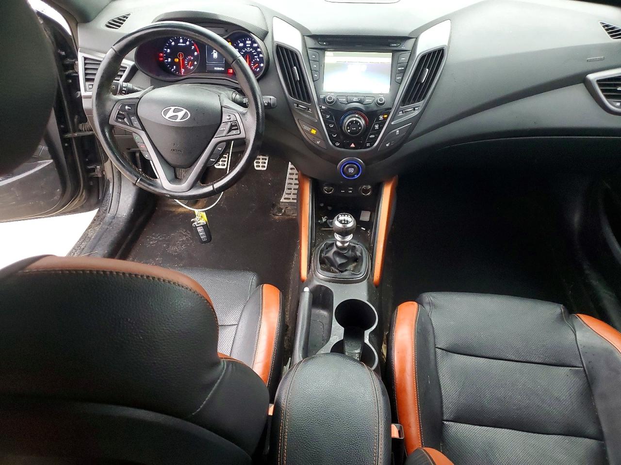 2016 HYUNDAI VELOSTER TURBO photo 8