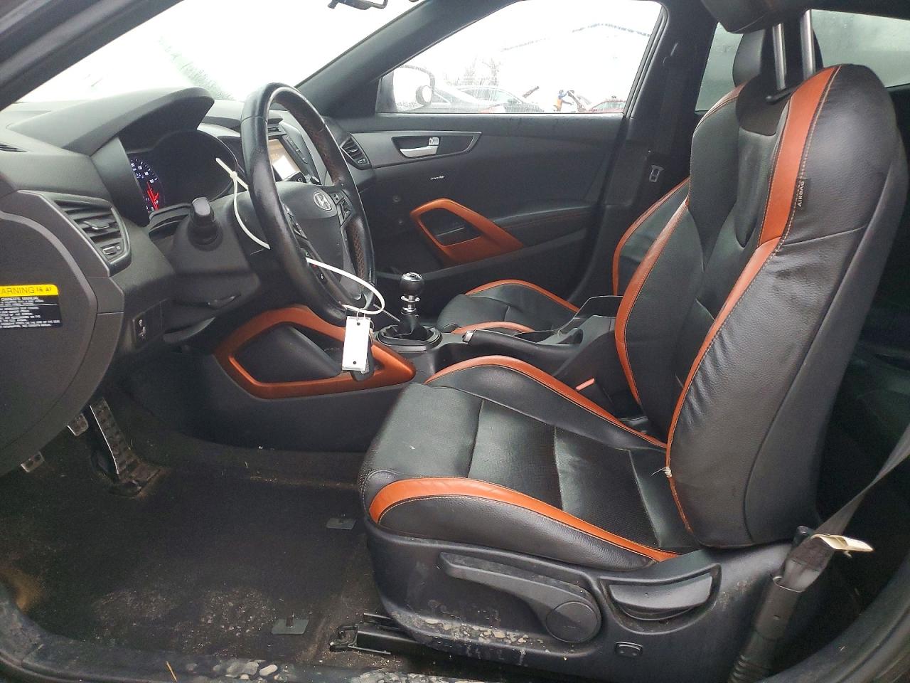 2016 HYUNDAI VELOSTER TURBO photo 7