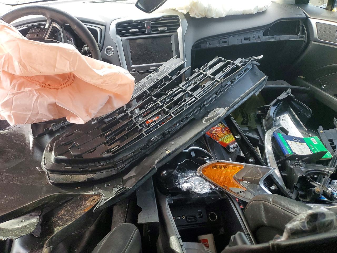 2015 FORD FUSION TITANIUM HEV photo 8
