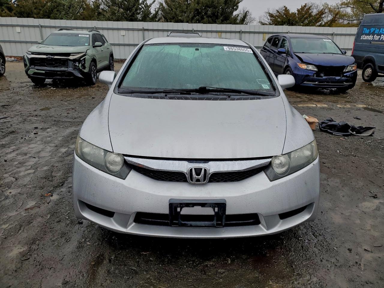 2010 HONDA CIVIC LX photo 5