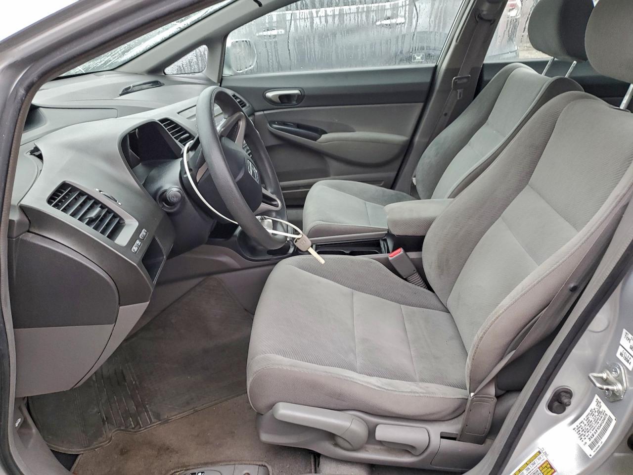 2010 HONDA CIVIC LX photo 7