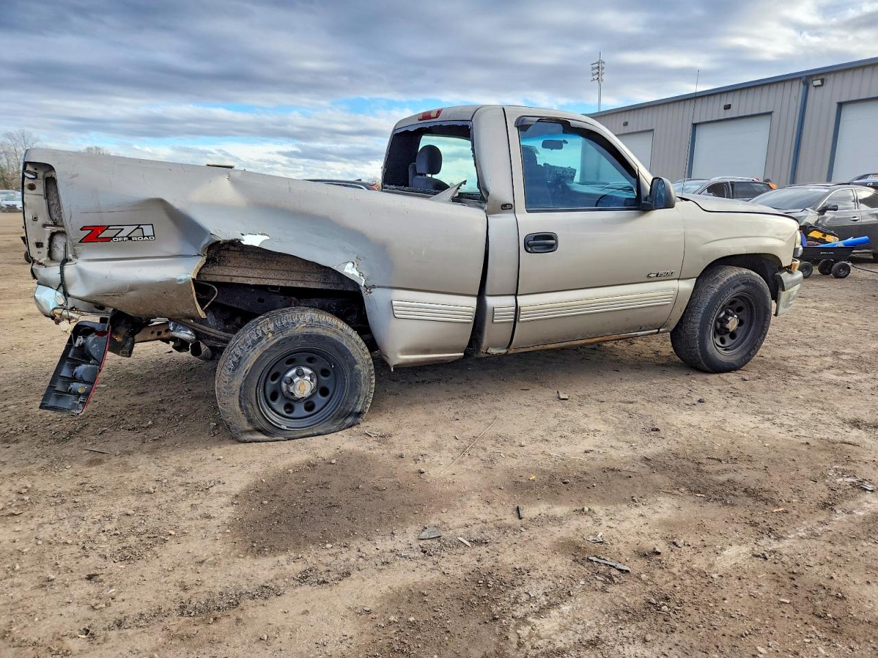 2002 CHEVROLET SILVERADO K1500 photo 7