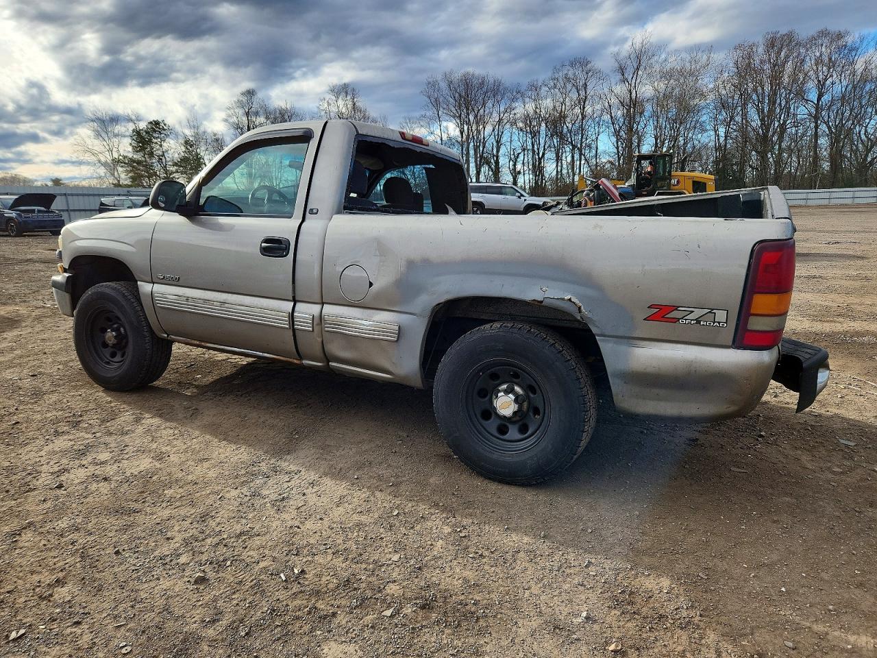 2002 CHEVROLET SILVERADO K1500 photo 4