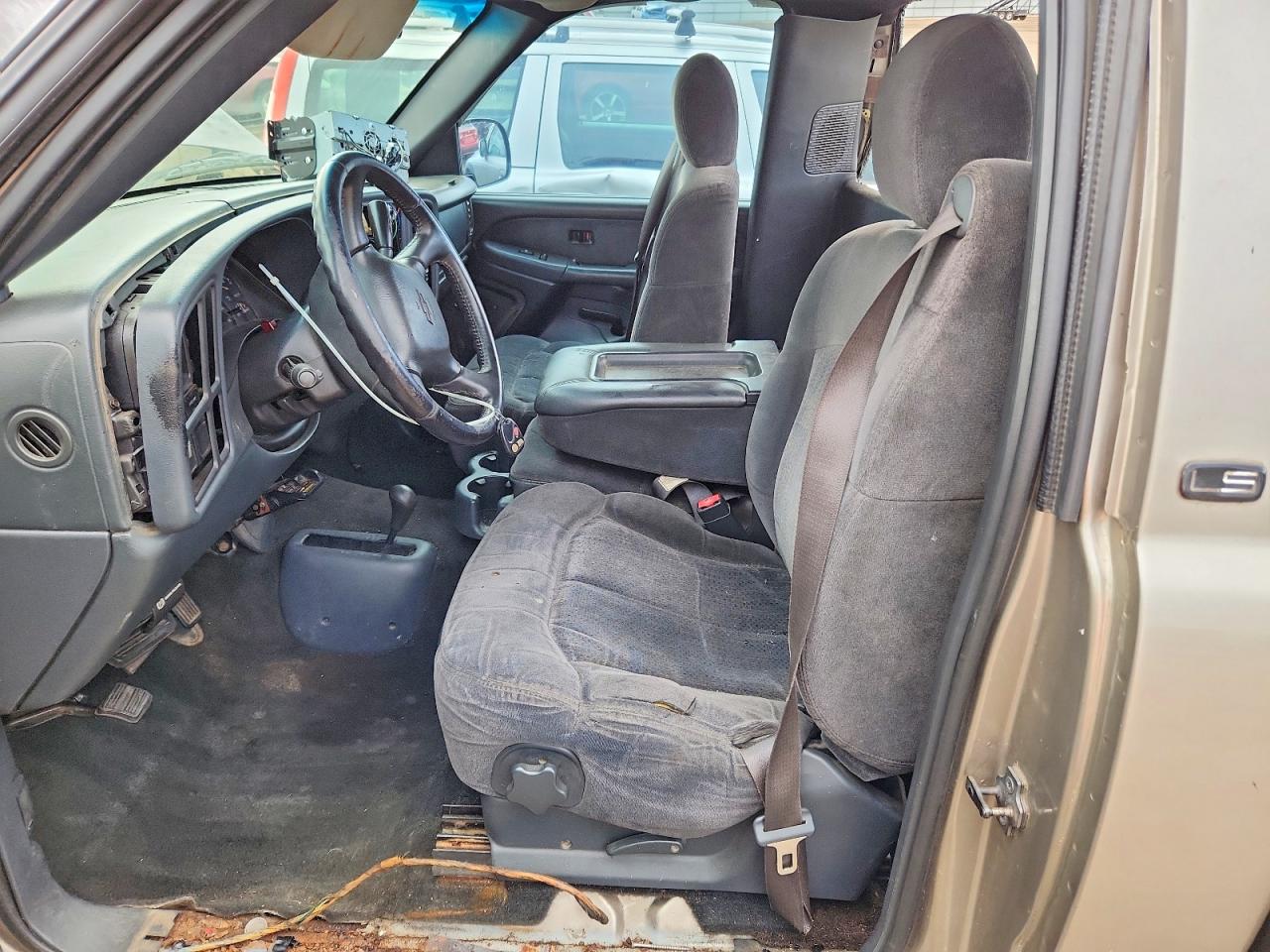2002 CHEVROLET SILVERADO K1500 photo 19