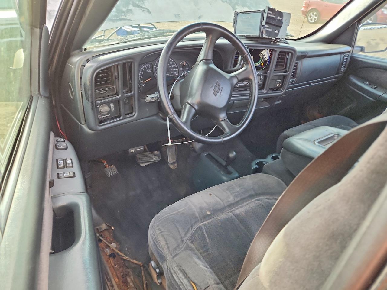 2002 CHEVROLET SILVERADO K1500 photo 22