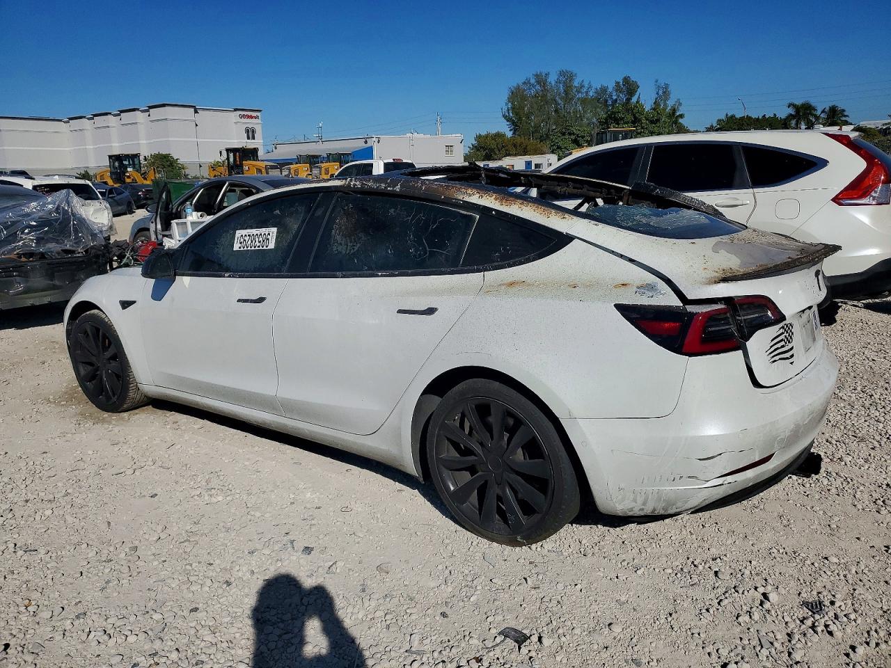 2018 TESLA MODEL 3 photo 2